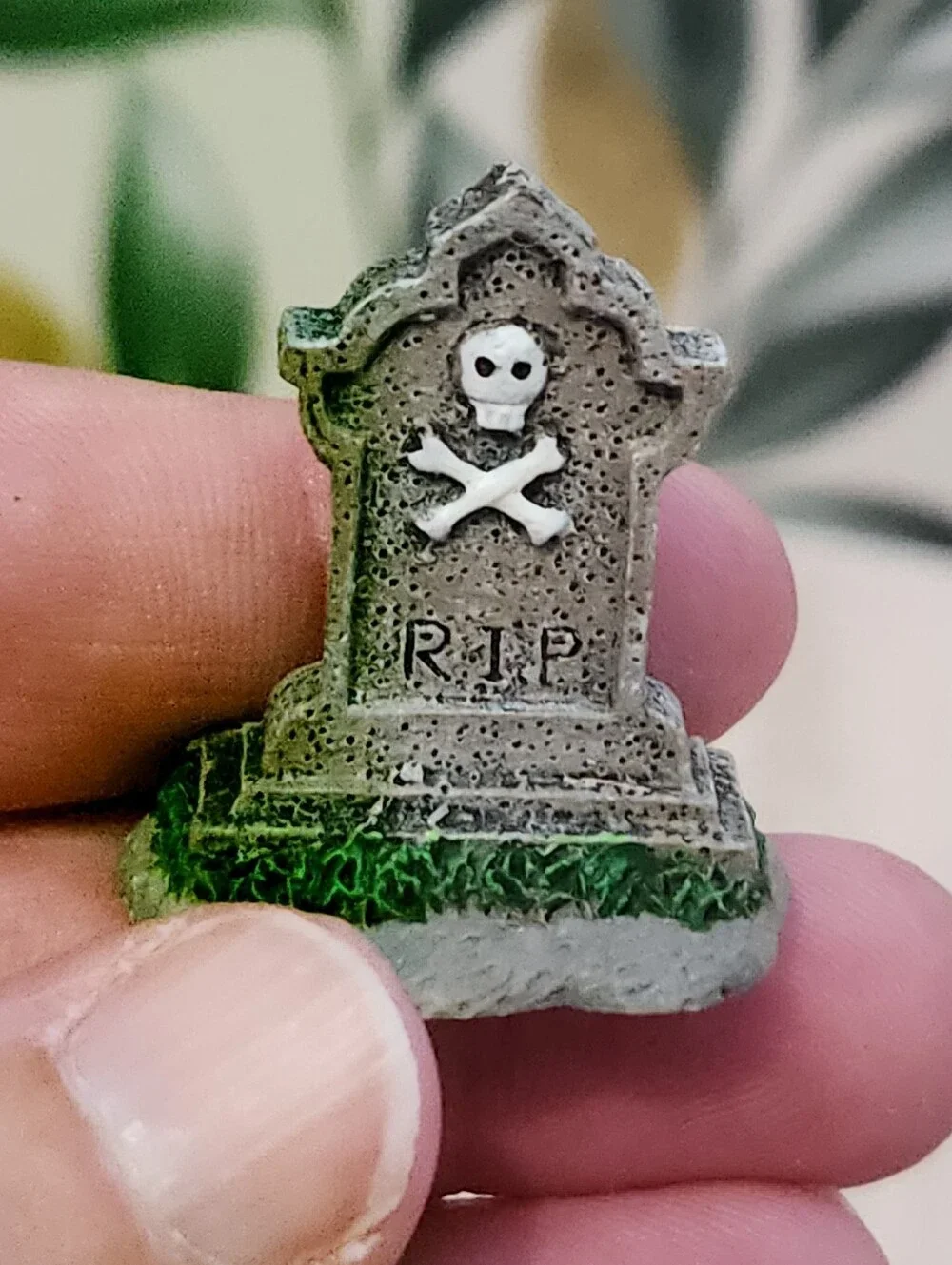 Lemax Spooky Town Gravestones Set of 3 Tombstones Halloween Village Accessories